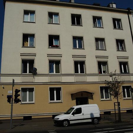 Bed & Breakfast Sielce Warszawa Chelmska Exterior photo